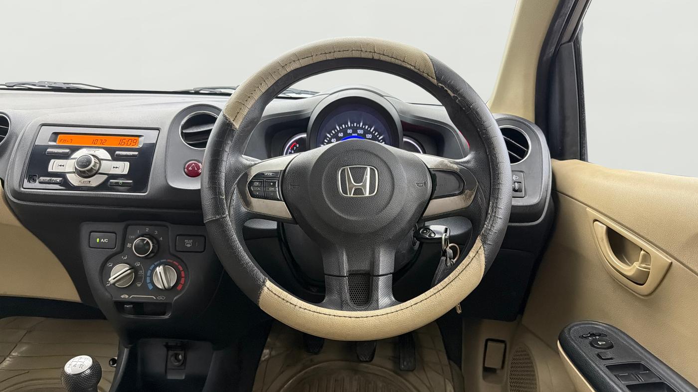 2015 Honda Brio S MT, Petrol, Manual, 82,646 km, Steering Wheel Close Up