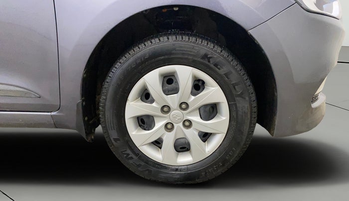 2016 Hyundai Elite i20 SPORTZ 1.2, Petrol, Manual, 54,672 km, Right Front Wheel