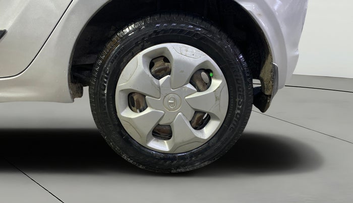 2018 Tata Tiago XT DIESEL, Diesel, Manual, 1,21,378 km, Left Rear Wheel