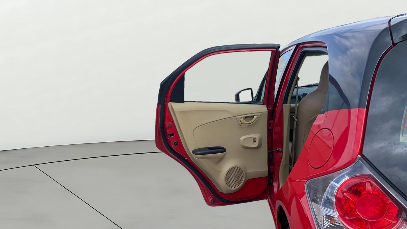 2015 Honda Brio VX AT, Petrol, Automatic, 63,920 km, LHS Rear Door