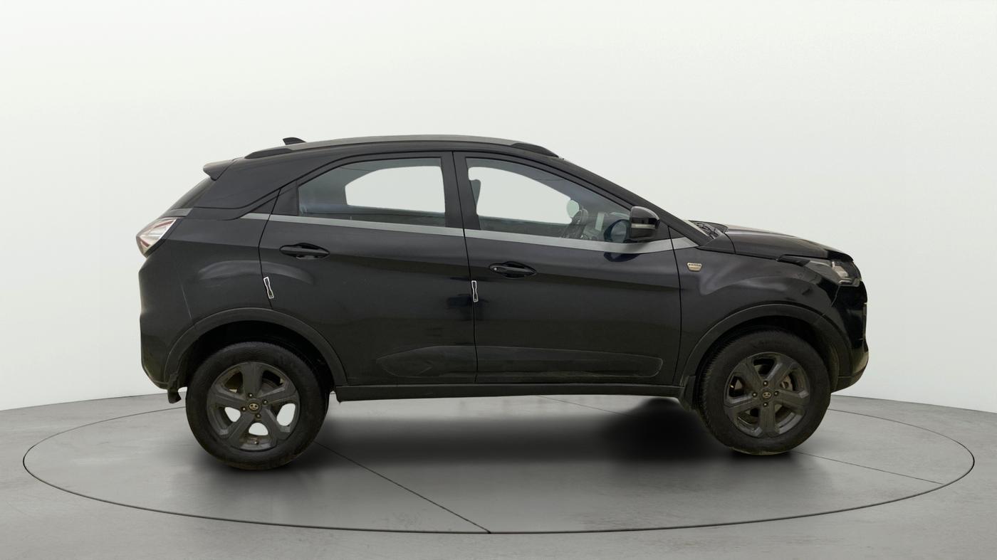 2022 Tata NEXON XZA PLUS PETROL DARK EDITION, Petrol, Automatic, 63,739 km, Right Side View