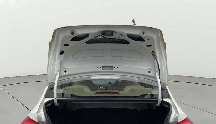 2015 Honda Amaze 1.2L I-VTEC SX, Petrol, Manual, 30,981 km, Boot Door Open