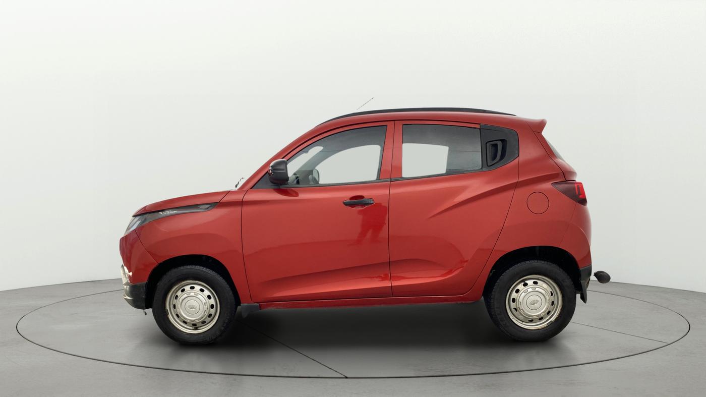 2017 Mahindra Kuv100 K2 PLUS D 6 STR, Diesel, Manual, 86,232 km, Left Side