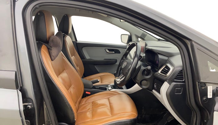 2020 Tata ALTROZ XZ DIESEL, Diesel, Manual, 1,08,010 km, Right Side Front Door Cabin