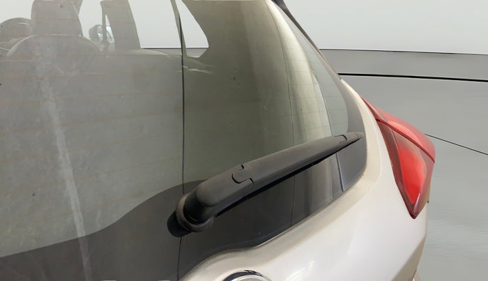 2019 Nissan Kicks XL 1.5, Petrol, Manual, 74,606 km, Rear Wiper