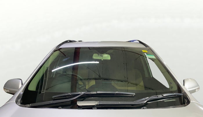 2020 Mahindra XUV500 W7, Diesel, Manual, 43,592 km, Front Windshield