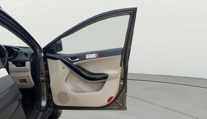 2020 Tata NEXON XZA PLUS (O) PETROL, Petrol, Automatic, 48,854 km, RHS Front Door