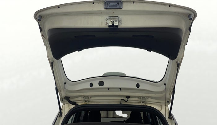 2017 Hyundai i20 Active 1.2 SX, Petrol, Manual, 74,478 km, Boot Door Open