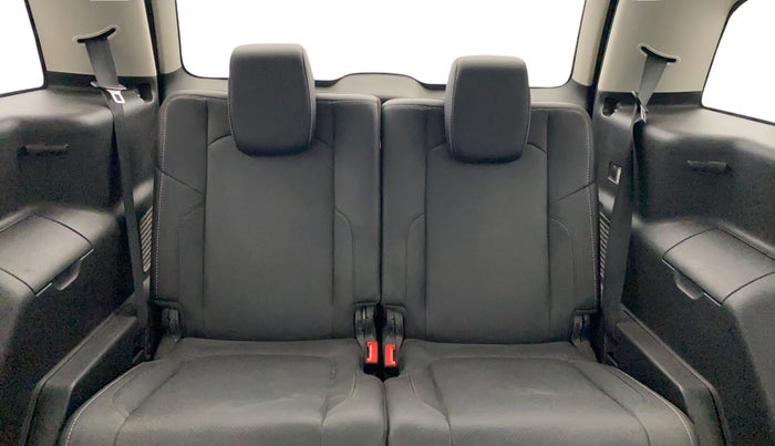 2018 Tata Hexa XT 4X2 7 STR, Diesel, Manual, 18,221 km, Third Seat Row ( optional )