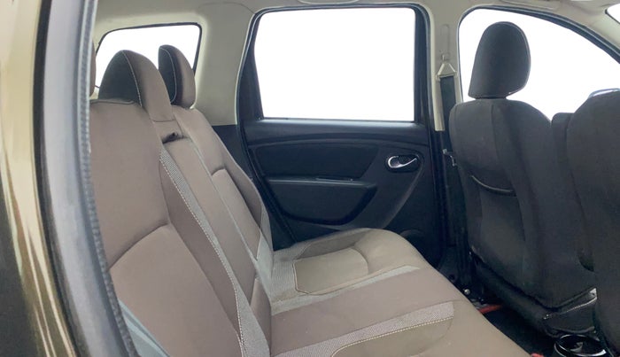 2021 Renault Duster RXZ 1.5 PETROL MT, Petrol, Manual, 66,343 km, Right Side Rear Door Cabin