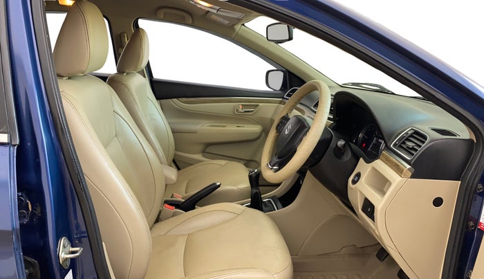 2018 Maruti Ciaz ALPHA DIESEL 1.3, Diesel, Manual, 85,988 km, Right Side Front Door Cabin