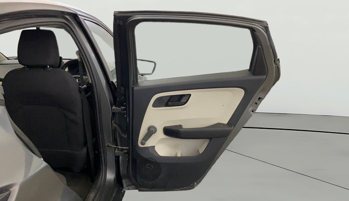 2022 Tata ALTROZ XE PETROL, Petrol, Manual, 74,298 km, RHS Rear Door