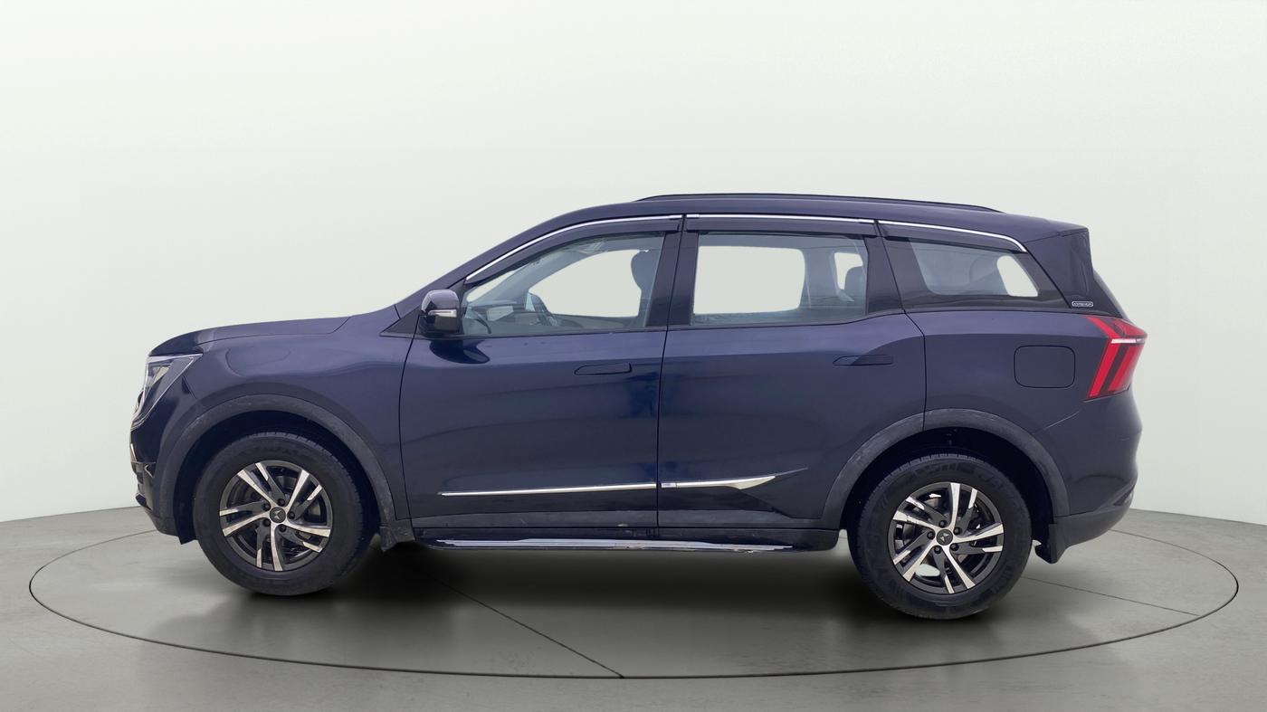 2023 Mahindra XUV700 AX 5 P AT 5 STR, Petrol, Automatic, 37,922 km, Left Side