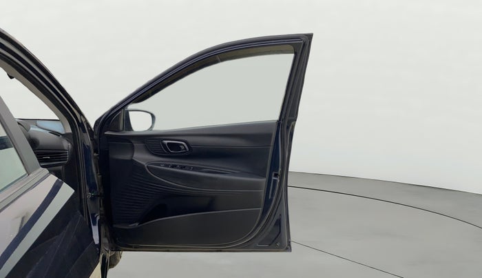 2022 Hyundai NEW I20 MAGNA 1.2 MT, Petrol, Manual, 9,348 km, RHS Front Door