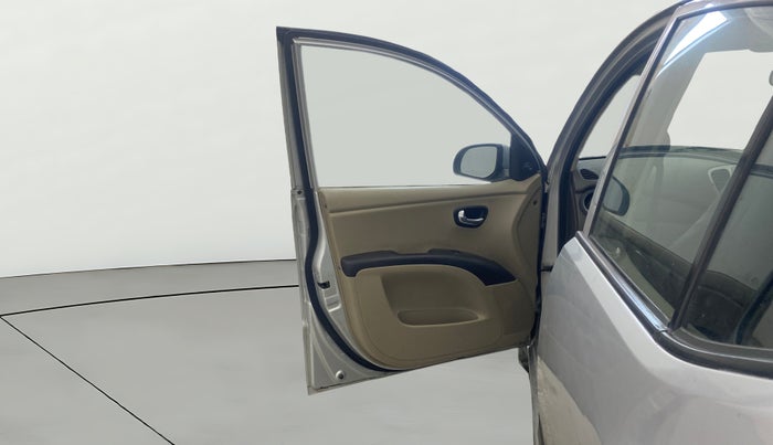 2014 Hyundai i10 SPORTZ 1.1, Petrol, Manual, 64,534 km, LHS Front Door