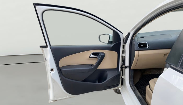 2018 Volkswagen Ameo HIGHLINE PLUS 1.0L 16 ALLOY, Petrol, Manual, 34,206 km, LHS Front Door