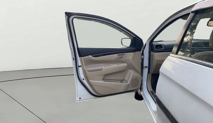 2017 Maruti Ciaz ALPHA 1.4 PETROL, Petrol, Manual, 54,714 km, LHS Front Door