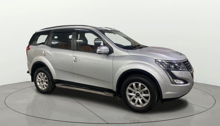 2018 Mahindra XUV500 W9 AT, Diesel, Automatic, 88,814 km, Right Front Diagonal
