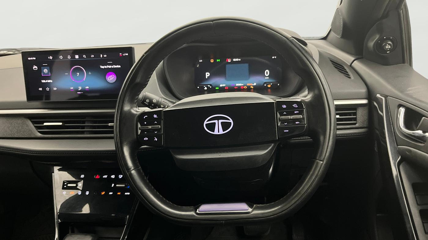 2023 Tata NEXON FEARLESS PURPLE + SUNROOF DUAL TONE 1.2 PETROL, Petrol, Manual, 20,347 km, Steering Wheel Close Up