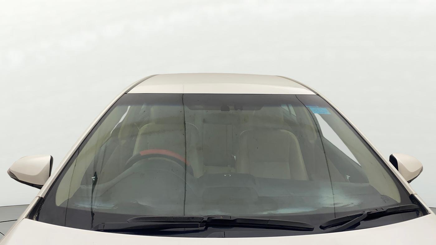 2012 Toyota Camry 2.5L AT, Petrol, Automatic, 67,081 km, Front Windshield