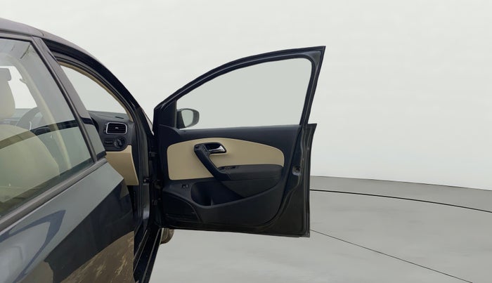 2020 Skoda Rapid 1.0 AMBITION TSI MT, Petrol, Manual, 82,390 km, RHS Front Door