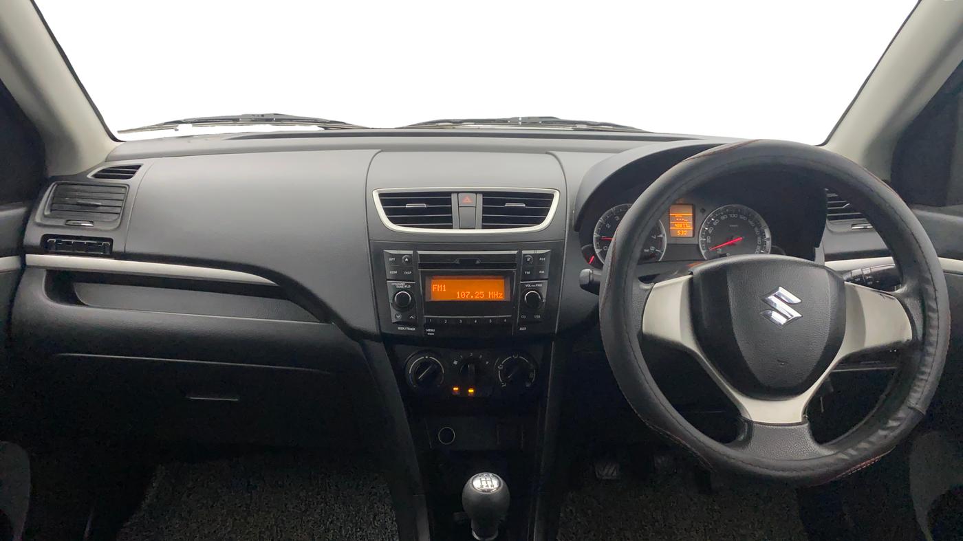 2016 Maruti Swift VXI, Petrol, Manual, 48,868 km, Dashboard