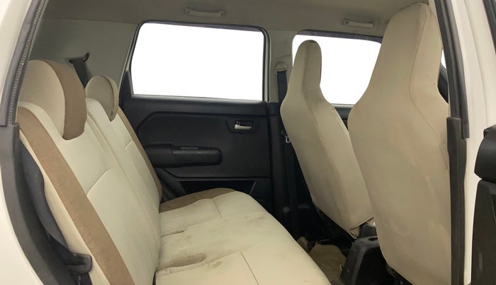 2019 Maruti New Wagon-R VXI 1.0, Petrol, Manual, 51,840 km, Right Side Rear Door Cabin