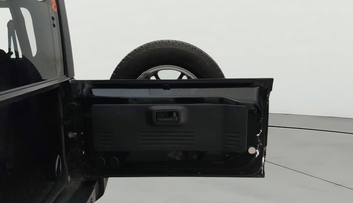 2022 Mahindra Thar LX HT PETROL 4WD MT, Petrol, Manual, 12,091 km, Boot Door Open