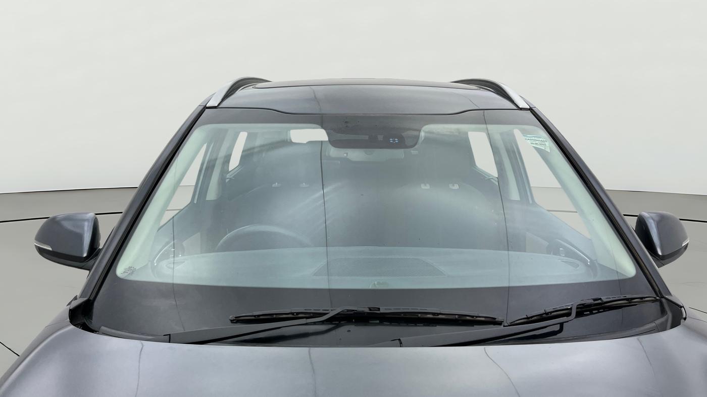 2023 KIA CARENS LUXURY PLUS IMT 1.5 DIESEL IMT, Diesel, Manual, 13,420 km, Front Windshield