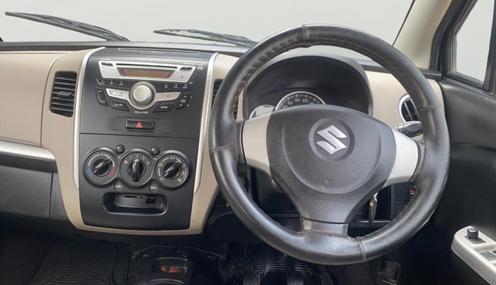 2016 Maruti Wagon R 1.0 VXI, Petrol, Manual, 43,514 km, Steering Wheel Close Up