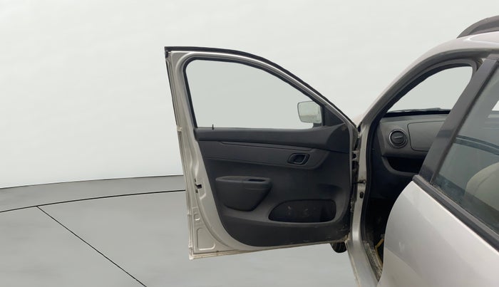 2016 Renault Kwid RXT 0.8, Petrol, Manual, 43,670 km, LHS Front Door