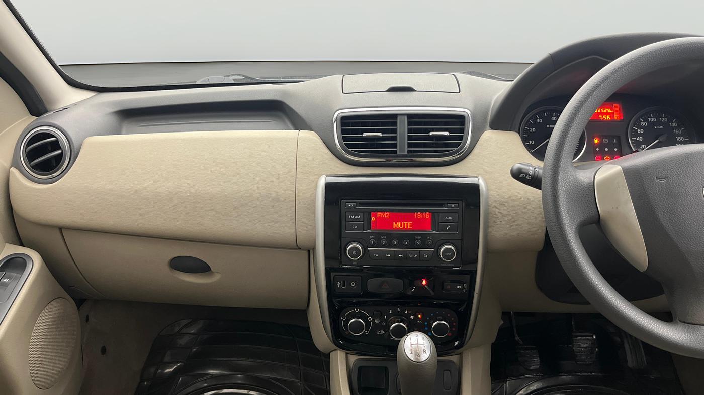 2015 Nissan Terrano XL (P), Petrol, Manual, 92,479 km, Air Conditioner