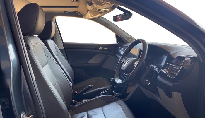 2022 Skoda KUSHAQ STYLE 1.5L TSI DSG, Petrol, Automatic, 79,930 km, Right Side Front Door Cabin