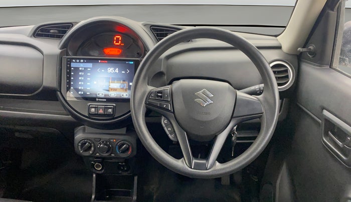 2020 Maruti S PRESSO VXI PLUS AMT, Petrol, Automatic, 39,345 km, Steering Wheel Close Up