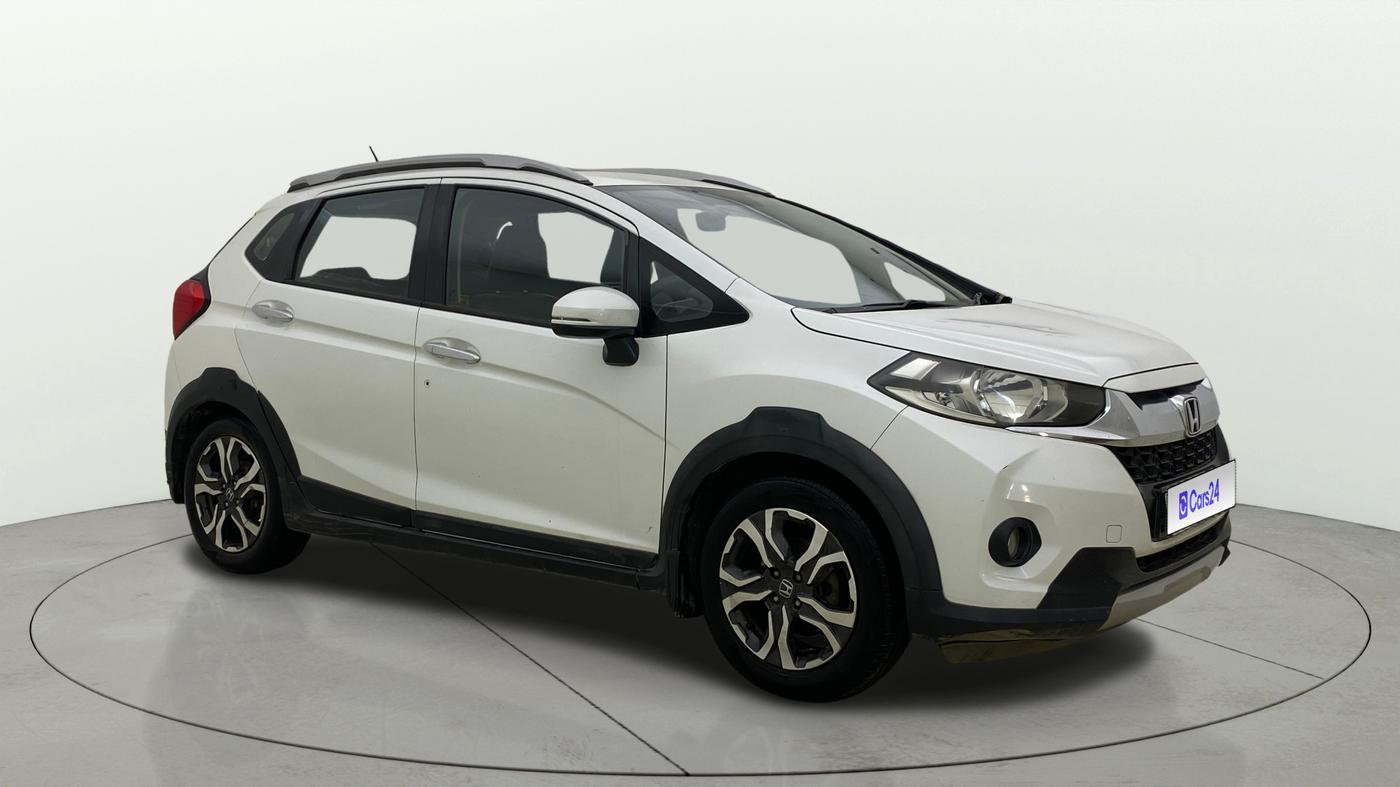 2018 Honda WR-V 1.2L I-VTEC VX MT, CNG, Manual, 1,24,680 km, Right Front Diagonal
