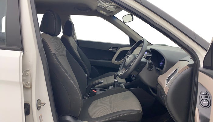 2017 Hyundai Creta  SX 1.6 Petrol , Petrol, Manual, 36,603 km, Right Side Front Door Cabin