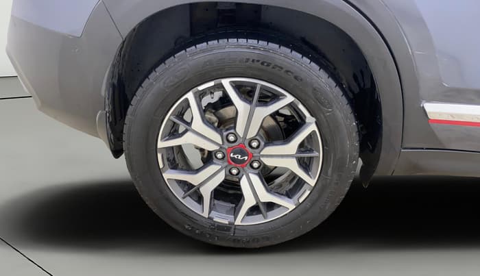 2022 KIA SELTOS GTX PLUS DCT 1.4 PETROL, Petrol, Automatic, 49,898 km, Right Rear Wheel