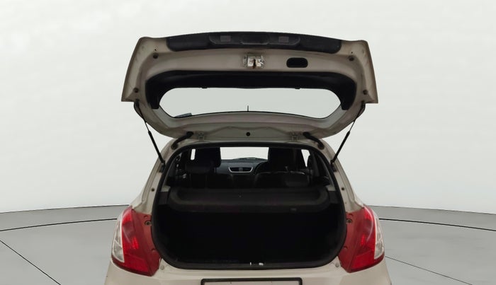 2015 Maruti Swift VXI, Petrol, Manual, 48,924 km, Boot Door Open