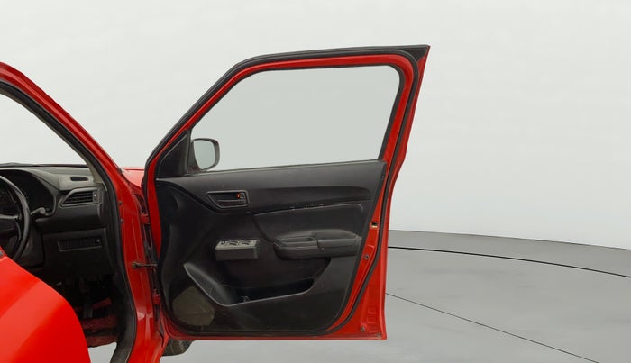 2019 Maruti Swift LXI, Petrol, Manual, 52,322 km, RHS Front Door