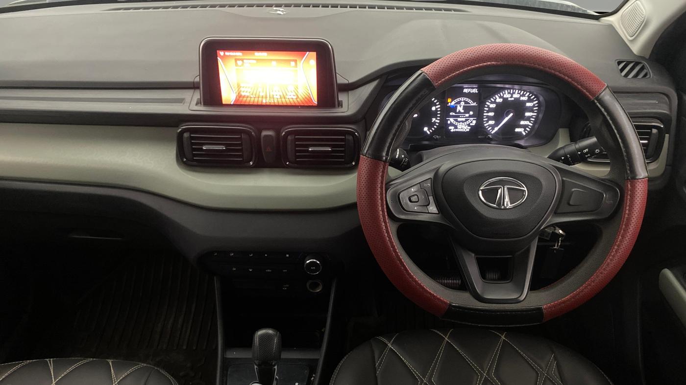 2021 Tata PUNCH ADVENTURE AMT, Petrol, Automatic, 56,452 km, Steering Wheel Close Up