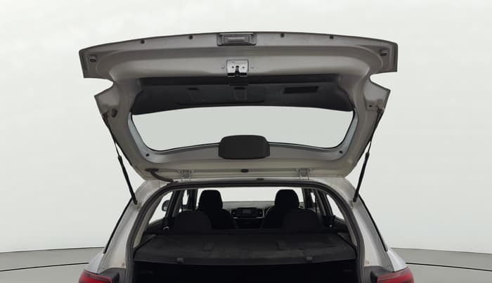 2021 Hyundai VENUE S 1.2, Petrol, Manual, 29,326 km, Boot Door Open