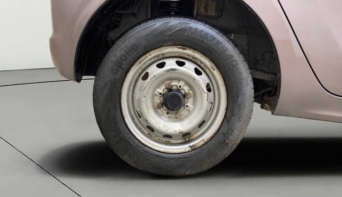 2016 Tata Tiago XE DIESEL, Diesel, Manual, 98,484 km, Right Rear Wheel