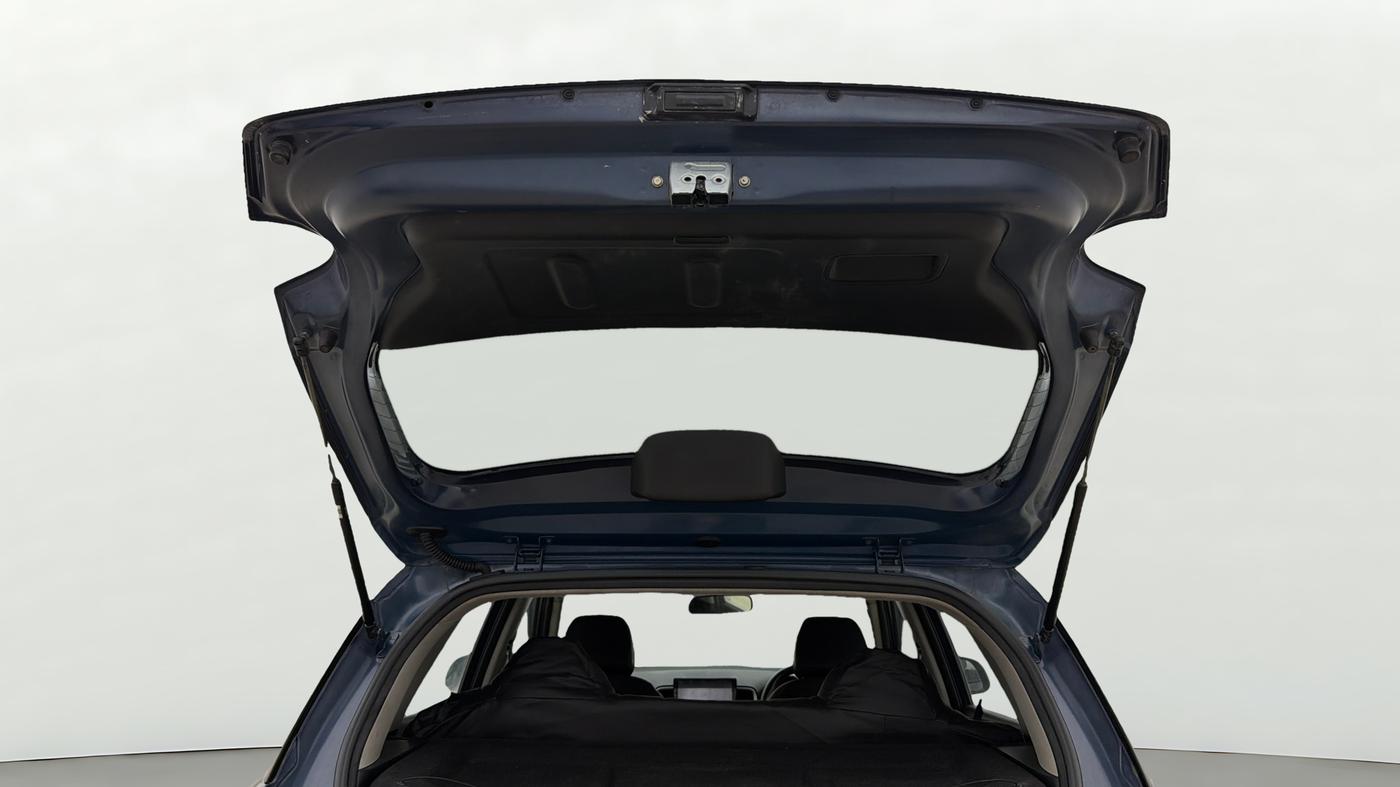 2021 Hyundai VENUE S 1.2, Petrol, Manual, 42,245 km, Boot Door Open