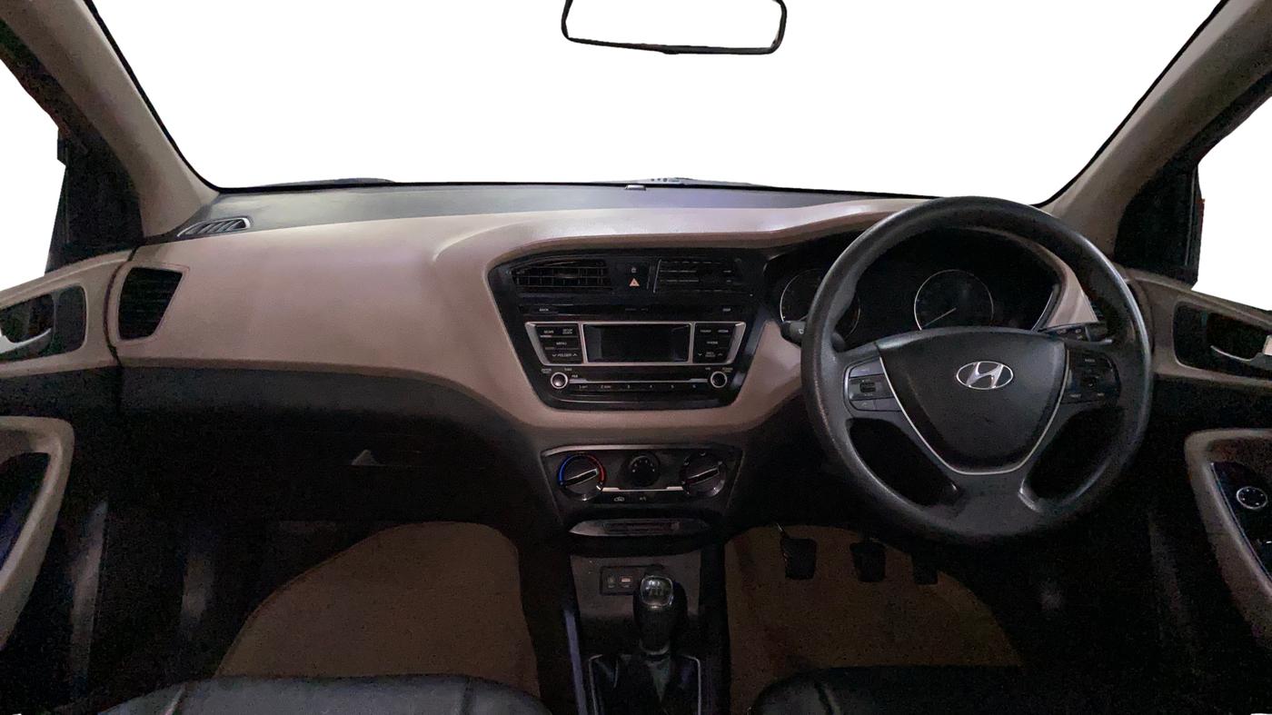 2014 Hyundai Elite i20 MAGNA 1.2, Petrol, Manual, 56,694 km, Dashboard