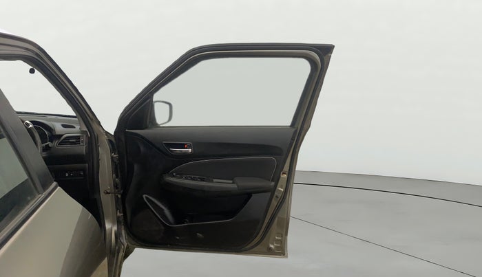 2022 Maruti Swift VXI, Petrol, Manual, 56,362 km, RHS Front Door