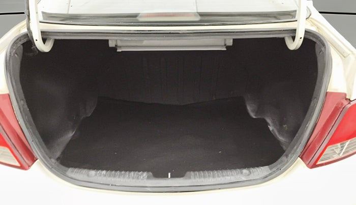 2016 Hyundai Verna FLUIDIC 4S 1.6 VTVT S AT, Petrol, Automatic, 78,631 km, Boot Open Zoomed View