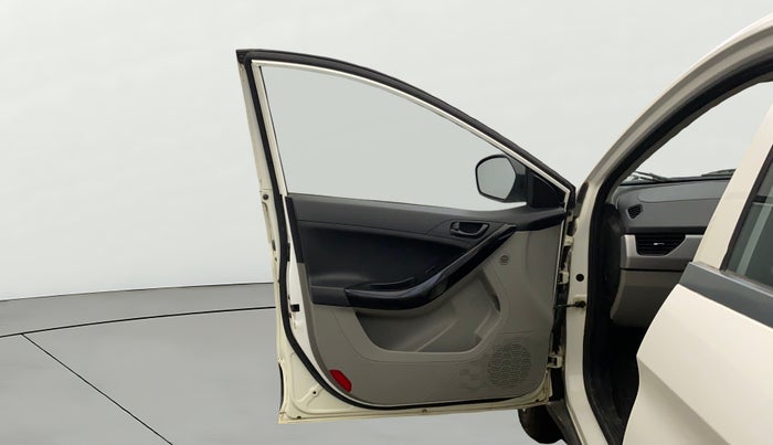 2019 Tata NEXON XM PETROL, Petrol, Manual, 54,205 km, LHS Front Door