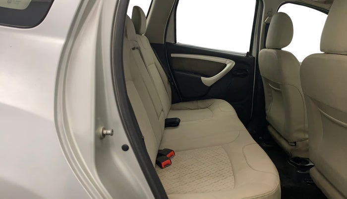 2013 Renault Duster 85 PS RXL DIESEL, Diesel, Manual, 1,49,882 km, Right Side Rear Door Cabin