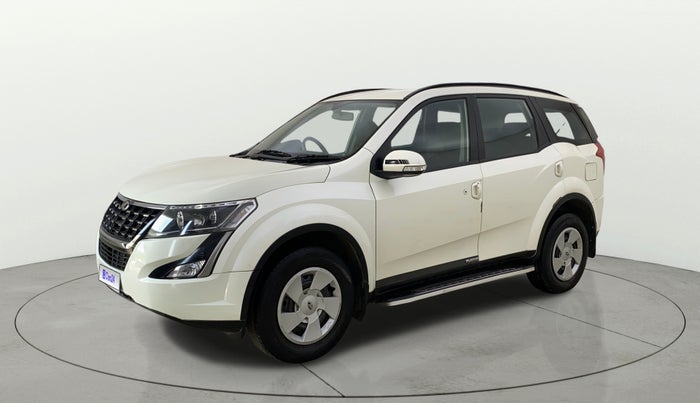 2018 Mahindra XUV500 W7, Diesel, Manual, 81,666 km, Left Front Diagonal