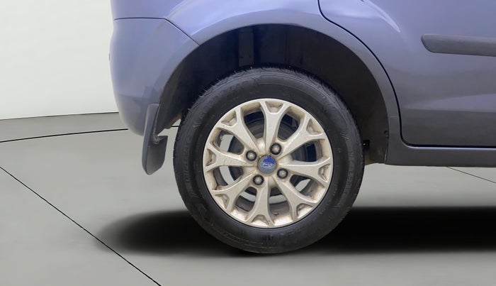 2013 Ford Figo TITANIUM 1.2 PETROL, Petrol, Manual, 28,990 km, Right Rear Wheel